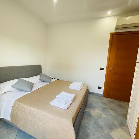 Newhouse Victoria - Sea View Apartment Nettuno Exterior photo